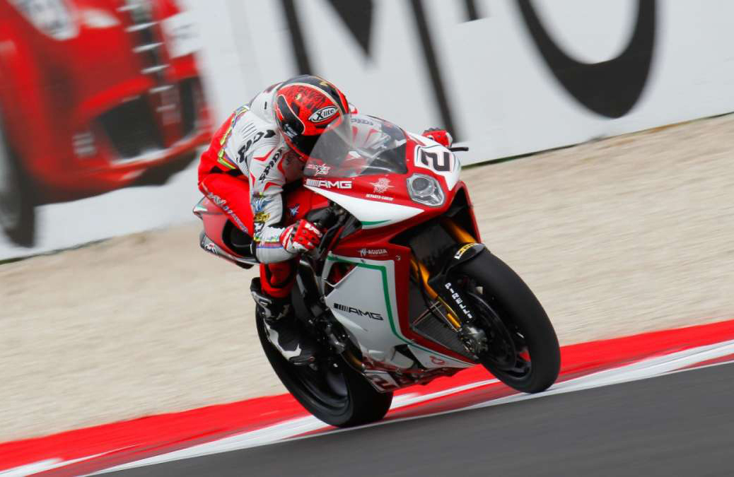 sbk-thailandia-2016-leon-camier-primo-in-prove-libere-1 (1)