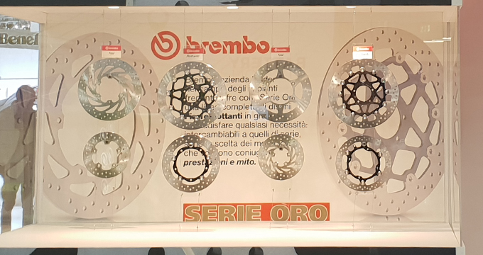 brembo serie oro sito e social